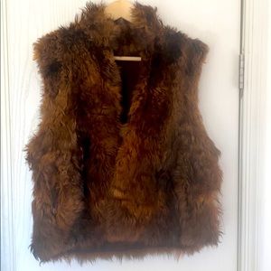 Reversible alpaca fur vest